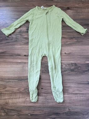 Kyte Baby kiwi footed zip romper